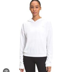 White Northface hoodie pull over size L